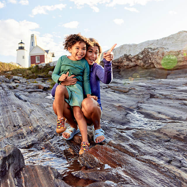 Visiting the Pemaquid Point Lighthouse in Bristol, Maine